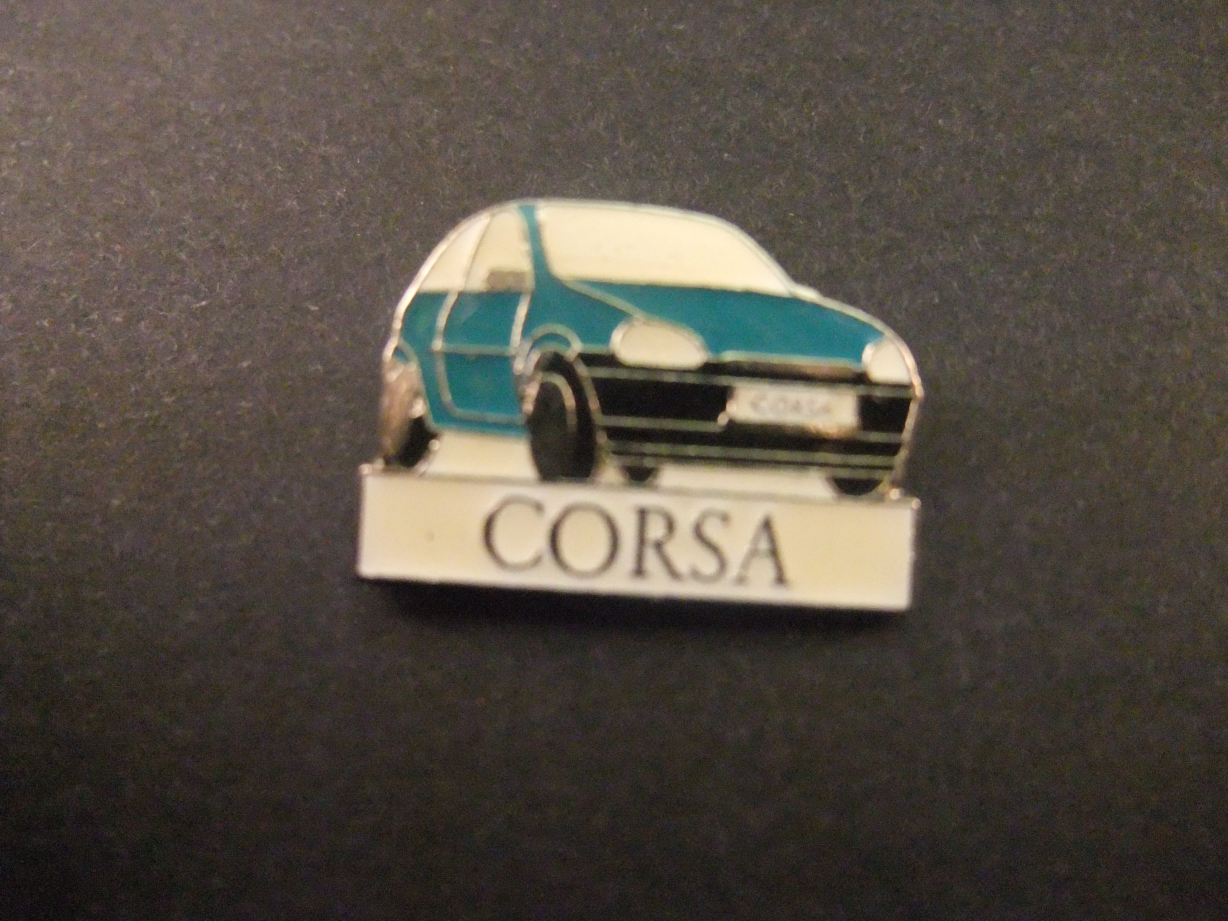 Opel Corsa auto lichtblauw